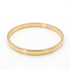 E.Z minimalist polished yellow gold solid bangle starting from 8g, isolated on a pure white background.	غويشة سادة بسيطة ولامعة من الذهب الأصفر من E.Z تبدأ من 8 جم، معزولة على خلفية بيضاء نقية.