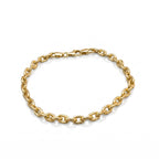 Wassef 18k yellow gold chain link bracelet, pure white background for e-commerce.	انسيال جنزير من ذهب واصف عيار 18، على خلفية بيضاء نقية.
