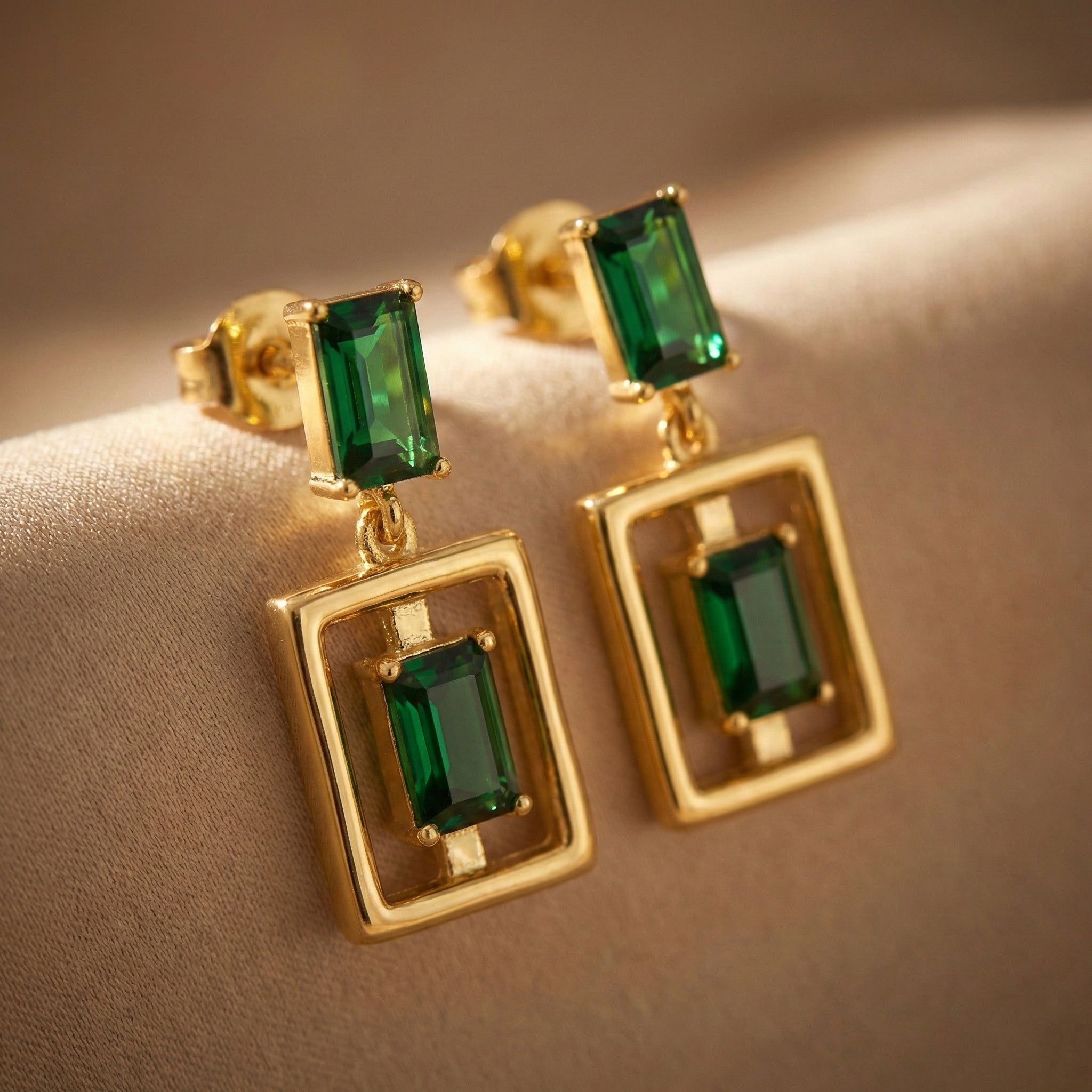 The Emerald Frame Drop Earrings 18K Yellow Gold