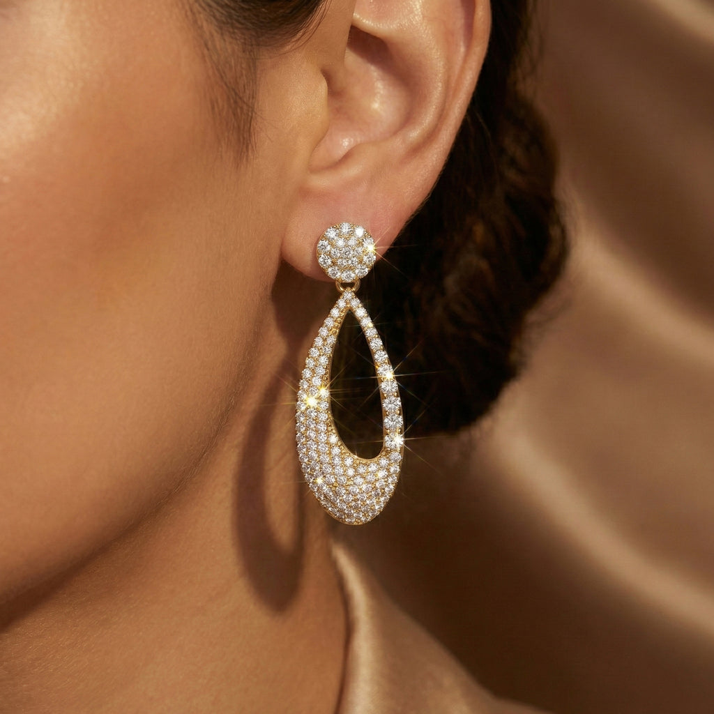 The Brilliant Pave Teardrop Drops 18K Yellow Gold