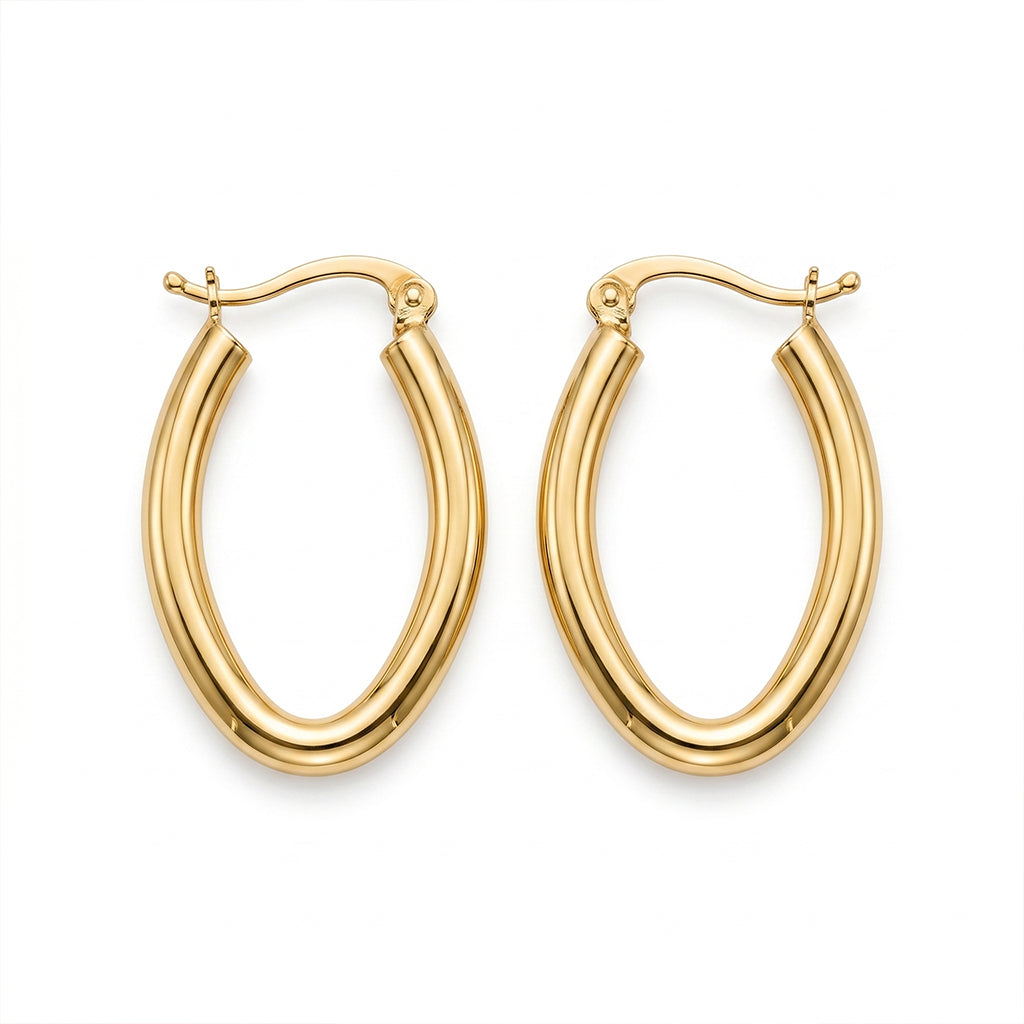 18k yellow gold minimalist oval hoop earrings on a pure white background.
حلق ذهب عيار 18 أصفر بتصميم بيضاوي بسيط على خلفية بيضاء.