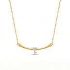 18k yellow gold heart key pendant necklace by Remas Gold on a pure white background, 3.97 gm.
سلسلة بدلاية مفتاح وقلب دهب عيار 18 من ريماس جولد على خلفية بيضا، 3.97 جرام