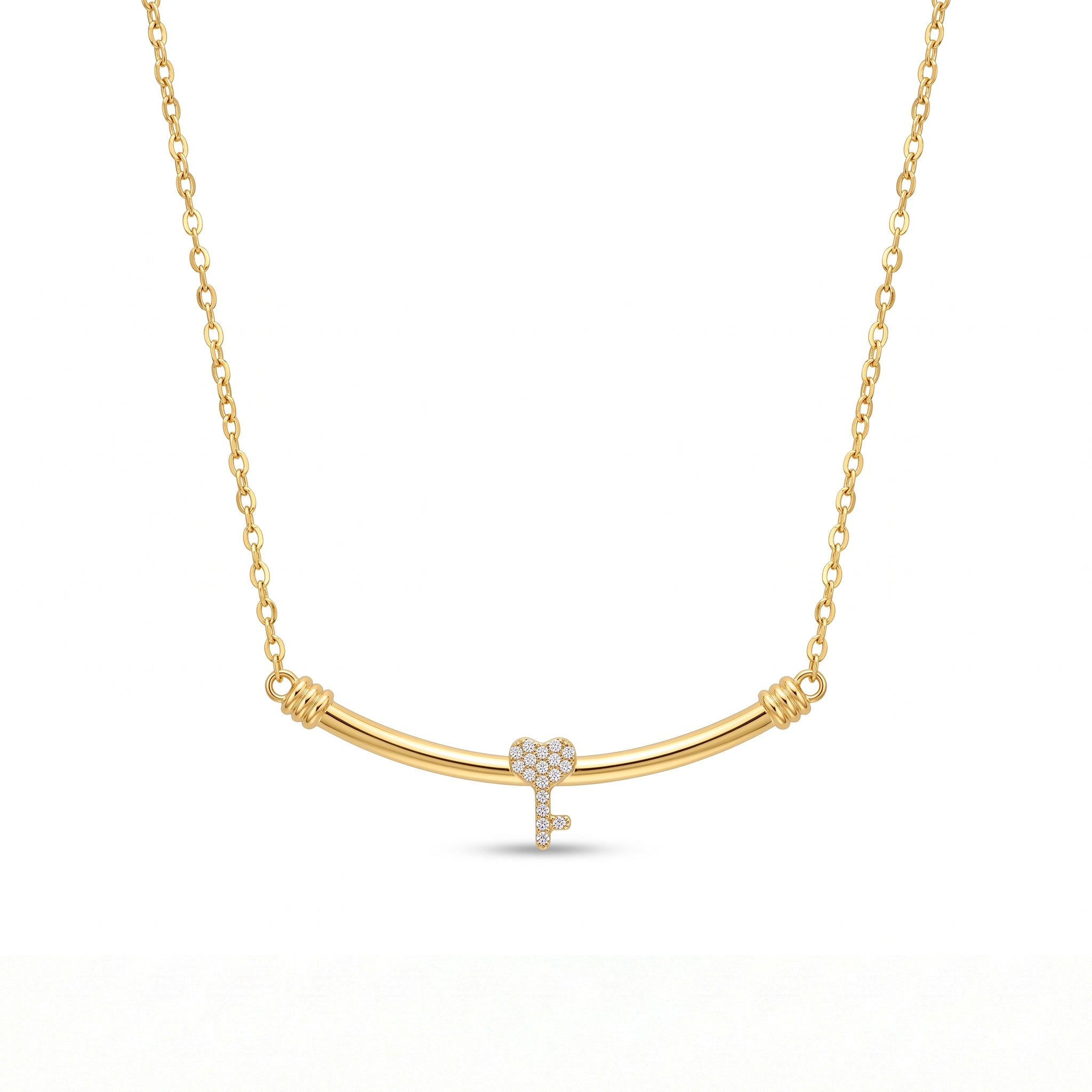 18k yellow gold heart key pendant necklace by Remas Gold on a pure white background, 3.97 gm.
سلسلة بدلاية مفتاح وقلب دهب عيار 18 من ريماس جولد على خلفية بيضا، 3.97 جرام