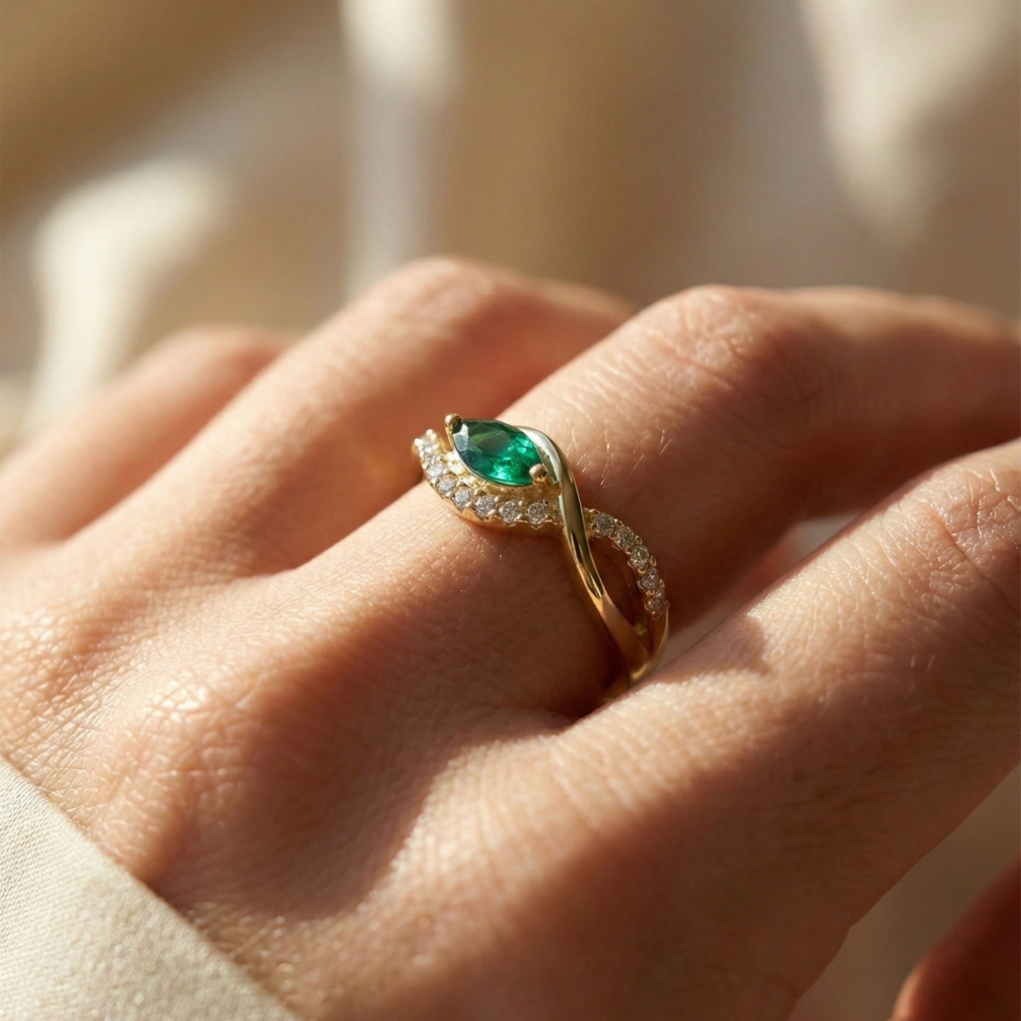 Eternal Green Promise Ring 18K Yellow Gold