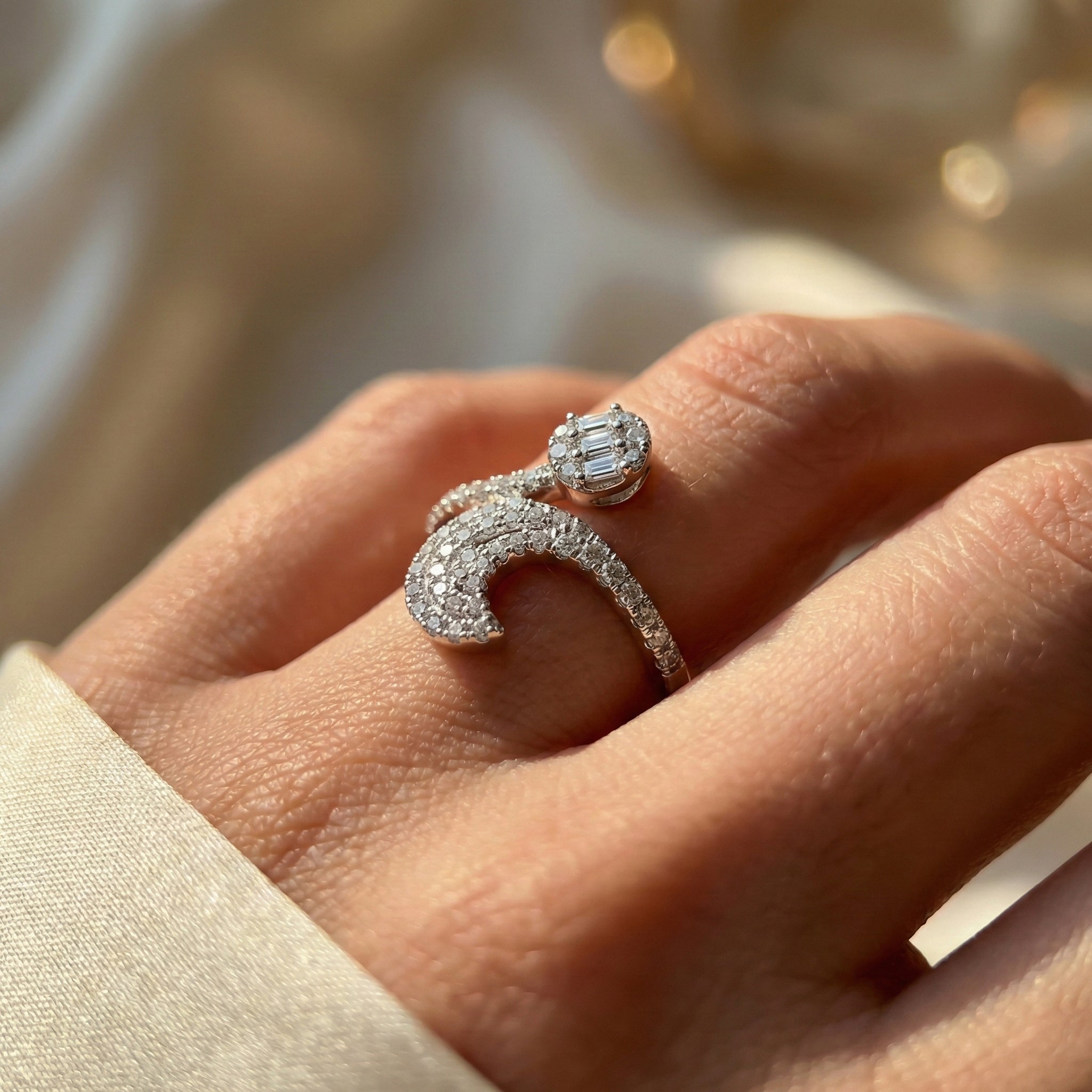 خاتم ستاريلايت إيمبريس من الذهب الأبيض عيار 18