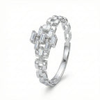 خاتم سلسلة باغيت المتلألئ من الذهب الأبيض عيار 18