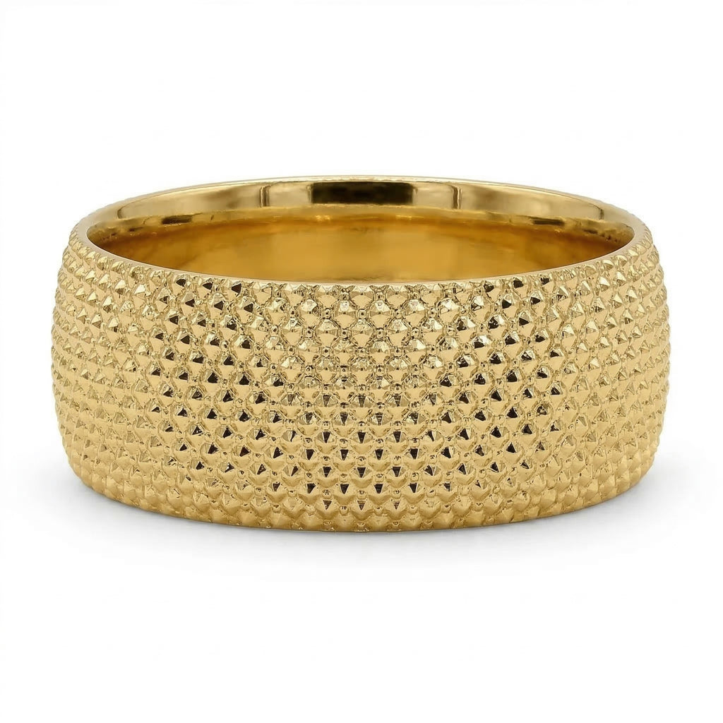 Alyans 18k yellow gold wedding band ring from The Forever Edit category, featuring a highly polished, textured outer band and a smooth interior on a pure white background.